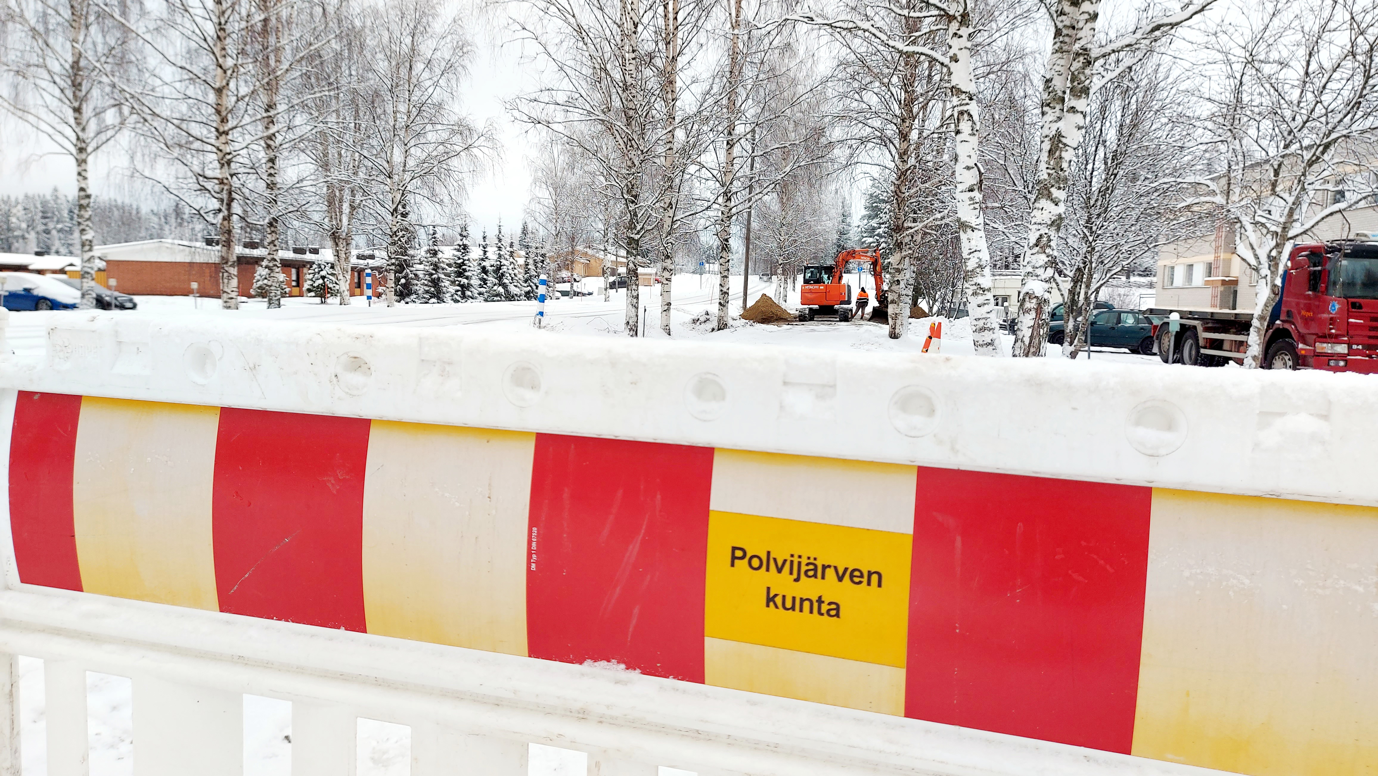 Vesijohtoverkoston korjaustyöt Polvijärven kirkonkylällä