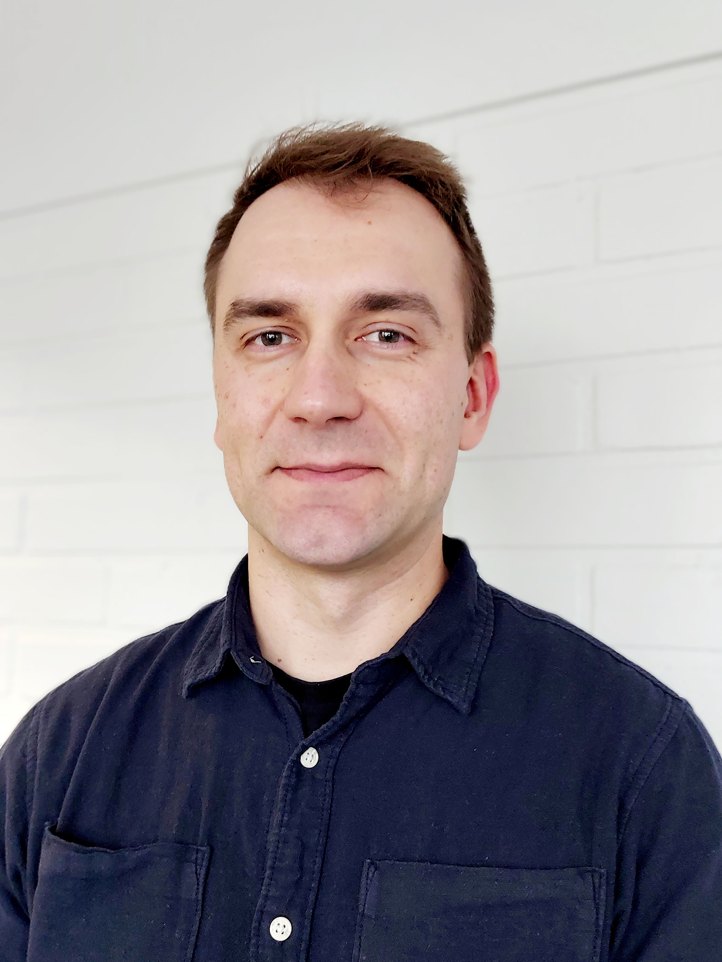 Janne Antikaisen kasvokuva.