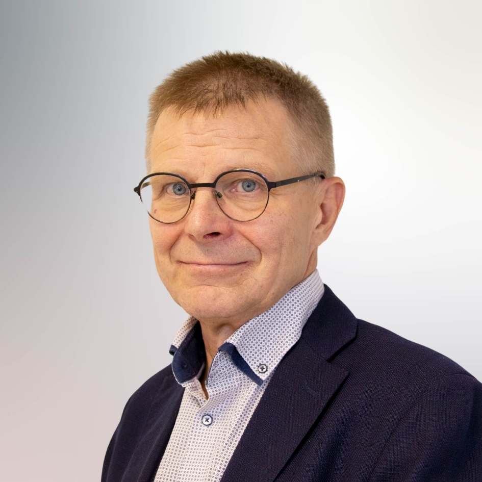 Jyrki Rautiaisen kasvokuva.